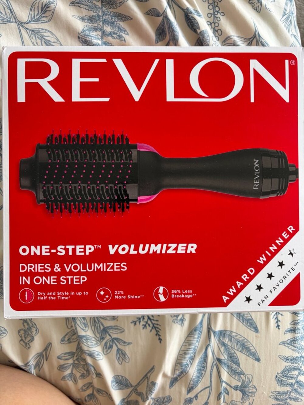 Revlon One-Step Volumizer Hair Dryer Brush Hot Air Styler New In Box - Picture 2 of 2